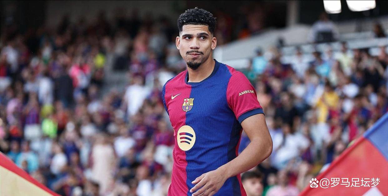 弗利克确认阿劳霍归队，但巴萨后卫的回归之路不止于训练场